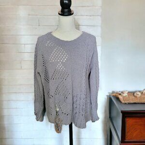 Elan Gray Cable Knit Distressed Long Sleeve Sweater in Size Medium